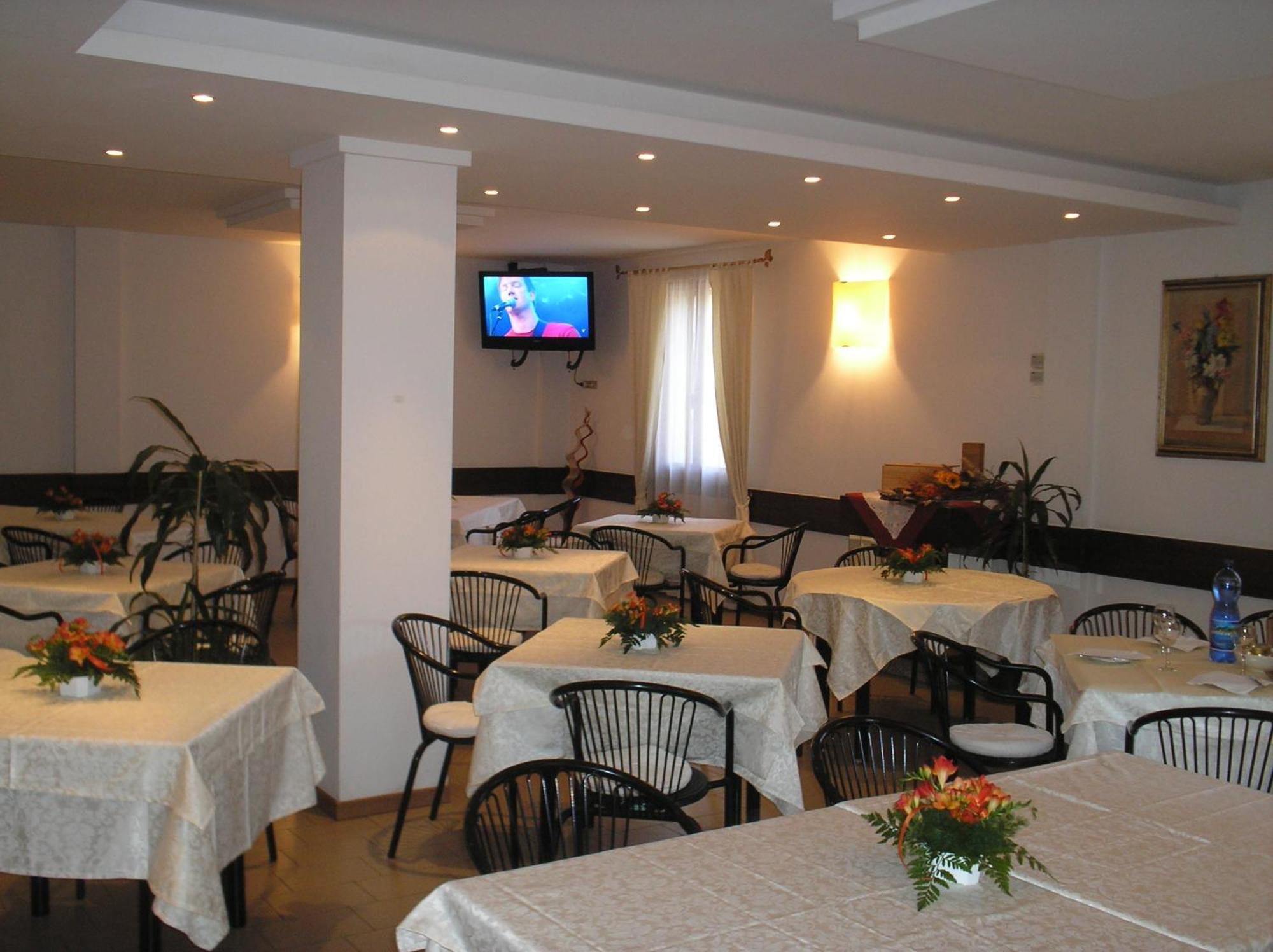 Albergo Romagna Fratta Terme Exterior photo